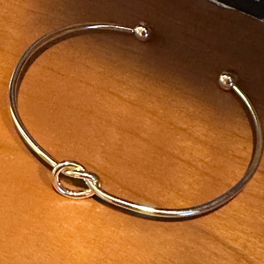 Elegant Gold Color Knot Bracelet